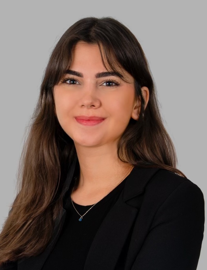 Av. Eylül Sıla KURTAR